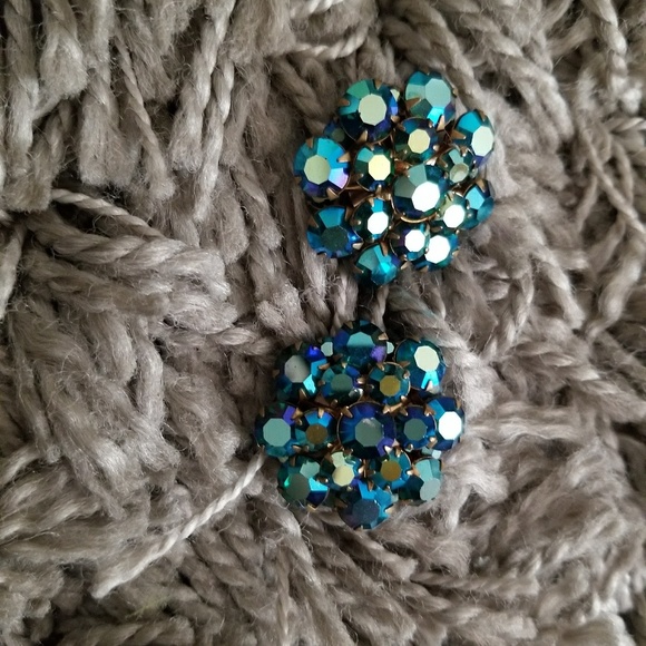 Sparkly Blue Necklace, Earings, and Pin - Picture 2 of 5